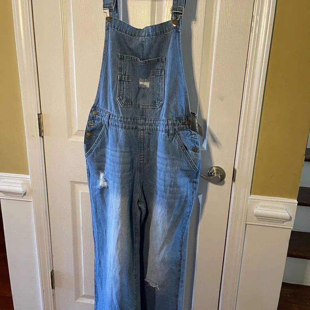 NWT SHEIN  SYX women’s plus size faded Blue and Ripped Denim Overalls SZ1X